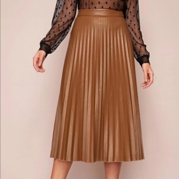 Camel Vegan leather Accordion Pleated Midi Skirt - Picture 5 of 6